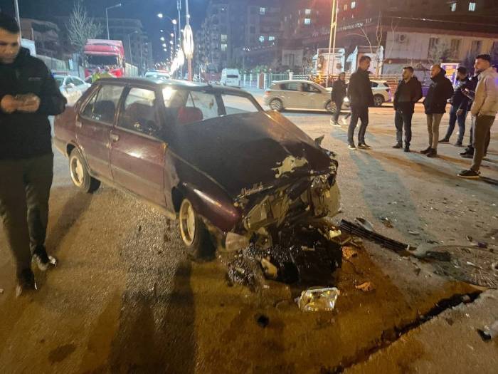 Siirt’te Trafik Kazası: 1 Yaralı