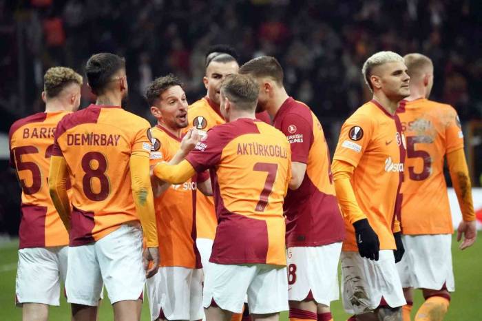 Uefa Avrupa Ligi: Galatasaray: 3 - Sparta Prag: 2 (Maç Sonucu)