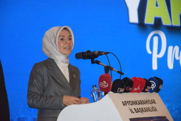 Bakan Göktaş, ‘Aile Ve Gençlik Fonu’na İlk Gün Başvuru Rakamlarını Açıkladı