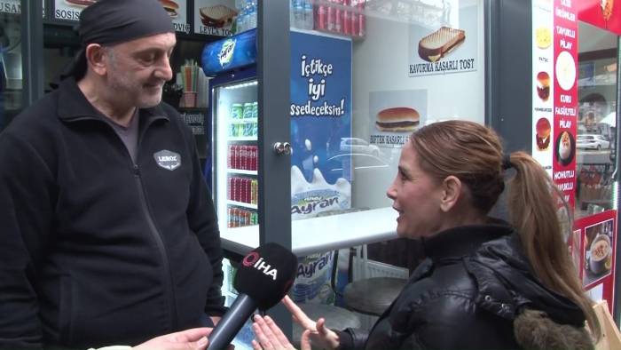 Kadıköy’de Muhtar Adayından İlginç Seçim Kampanyası