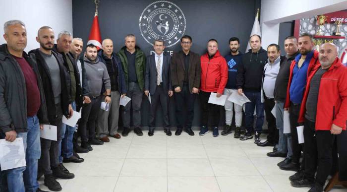 Deprem Afet Yardım Ekibine Teşekkür Belgesi Verildi