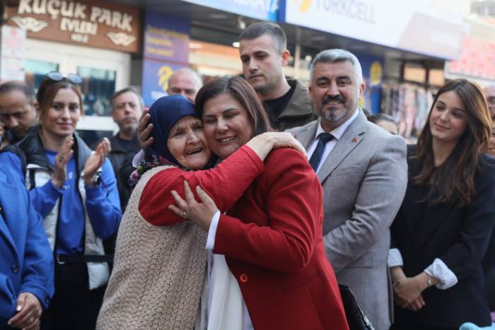 Başkan Çerçioğlu İncirliova’da Vatandaşlarla Buluştu