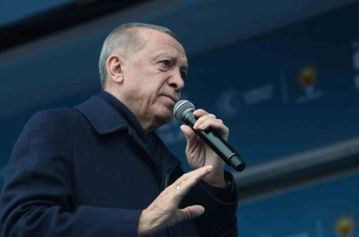 Cumhurbaşkanı Erdoğan: “Emekli İkramiyesini 3 Bin Lira Yapıyoruz”