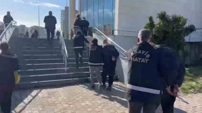 Hatay’da Aranması Bulunan 4 Şahıs Yakalandı