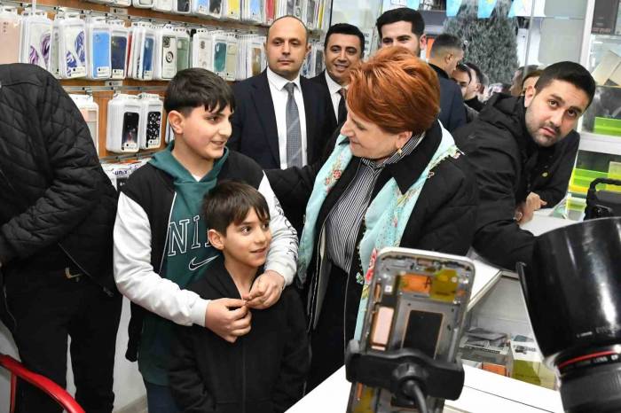 İyi Parti Genel Başkanı Akşener, Sincan’da Esnafı Ziyaret Etti