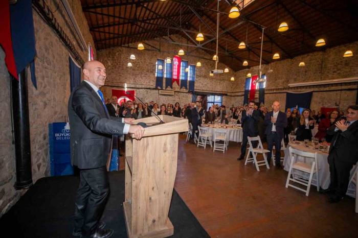 Tunç Soyer: "15 Sene Önce Koltuğa Oturduğumda Toktum, Şimdi De Tokum"