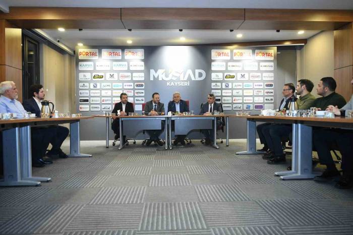 Başkan Büyükkılıç, Müsiad’da İş İnsanları İle Buluştu