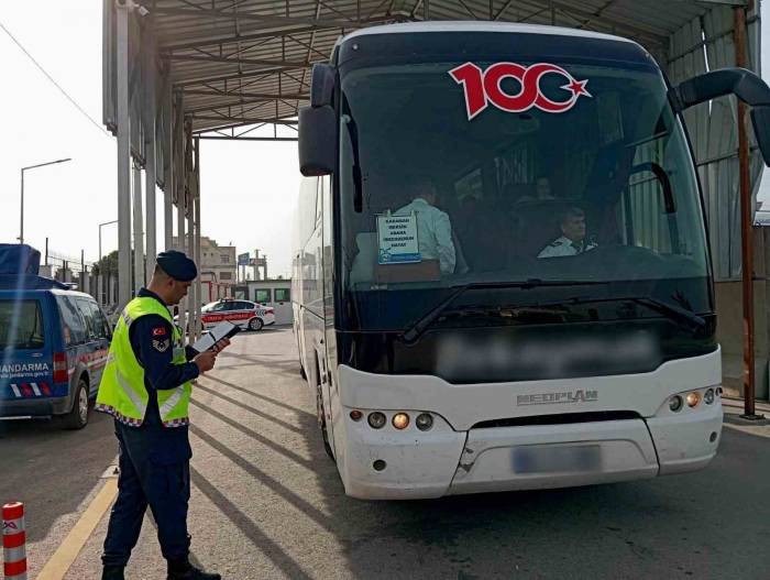 Mersin’de Kazalara Karşı Servis Ve Otobüslere Sıkı Denetim