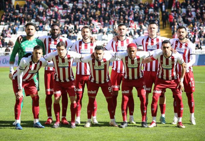 Sivasspor’da Hatayspor Maçı Kamp Kadrosu Belli Oldu