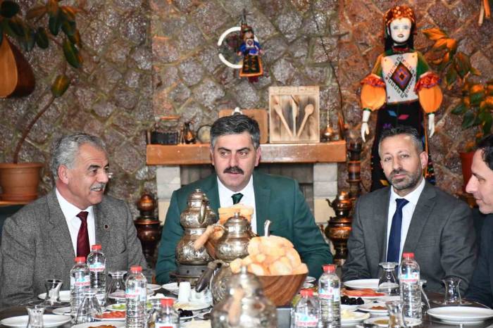 Ak Parti Ardahan Belediye Başkan Adayı Baydar, Basınla Buluştu