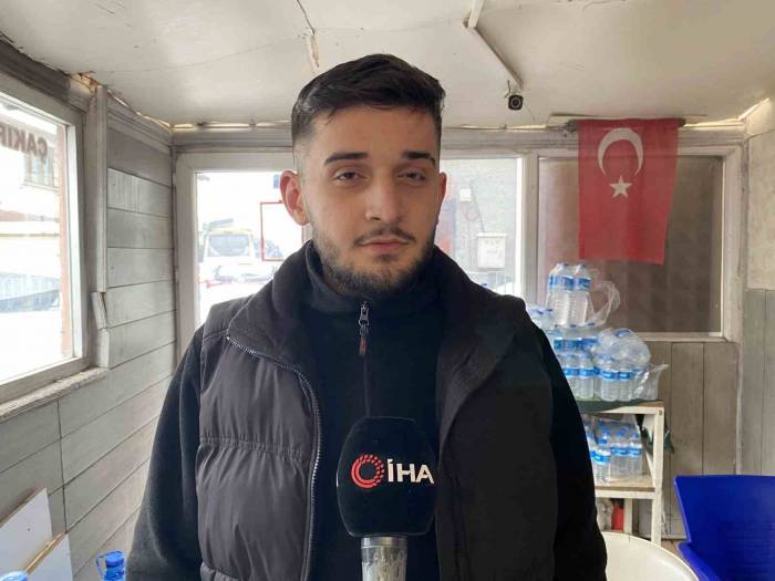 Çakmak Gazıyla Şaka Yapan Genç, Arkadaşının Kafasını Yaktı