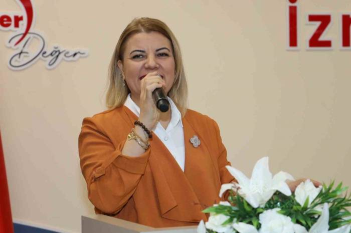 Başkan Hürriyet: "Ücretsiz 4 Diyetisyen İle Hizmet Veriyoruz"