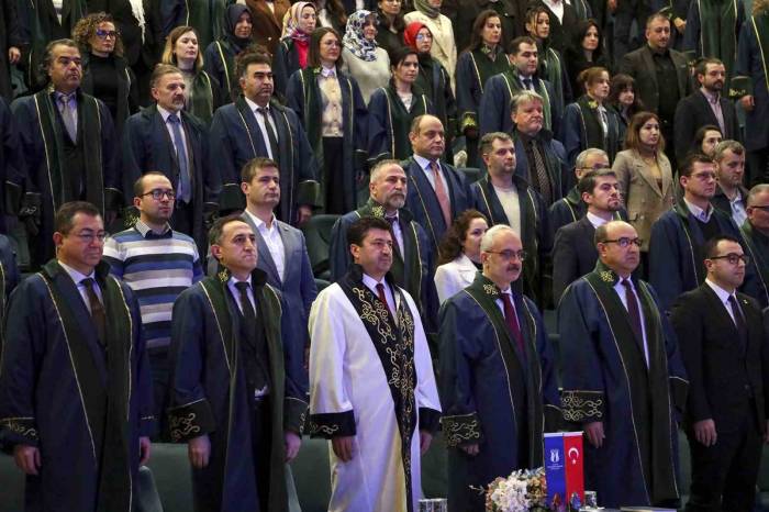 Rektör Sarıbıyık: “77 Konu Başlığında Notlarımızı Derleyerek Aksiyon Almaya Başladık”