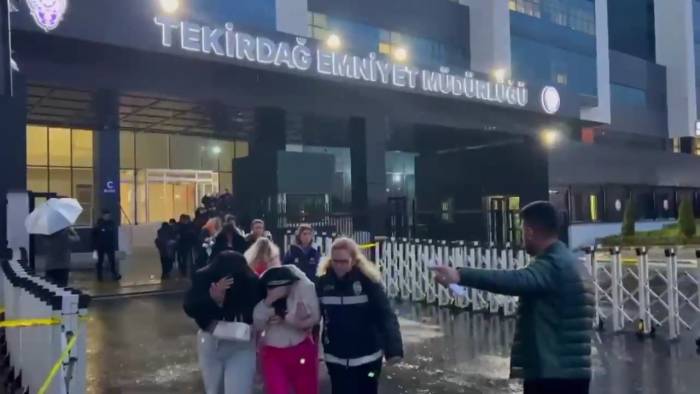 Masaj Salonlarında Fuhuş Operasyonunda 12 Tutuklama