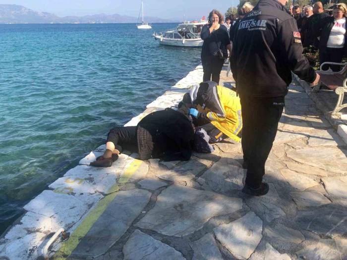 Özçekim Yapmak İsterken Denize Düştüler