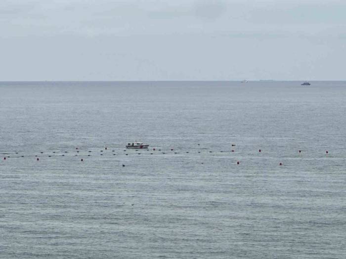 Dalgıçlar Kayıp Mürettebatı Aramak İçin Midye Çiftliğine Dalış Gerçekleştirildi