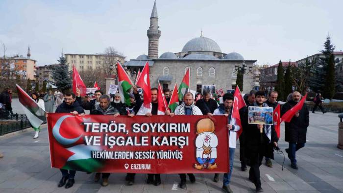 Sağlıkcıların Sessiz Yürüyüşünde 14. Hafta