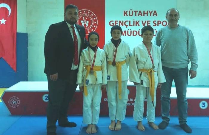 Kütahya Ahteri İmam Hatip Ortaokulunun Judo Başarısı