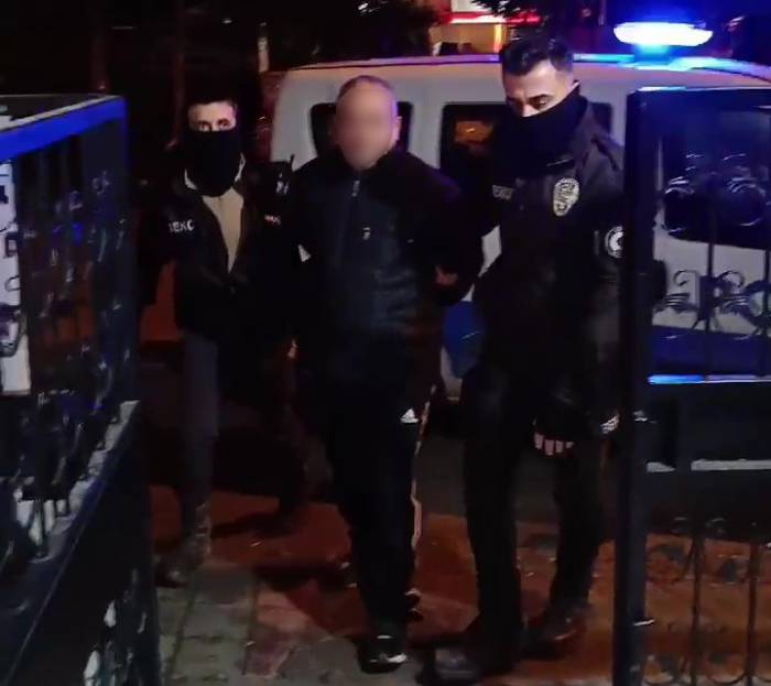 Uyuşturucu Satmaktan 15 Yıl 8 Ay Hapis Cezası Olan Hükümlü Bekçiden Kaçamadı