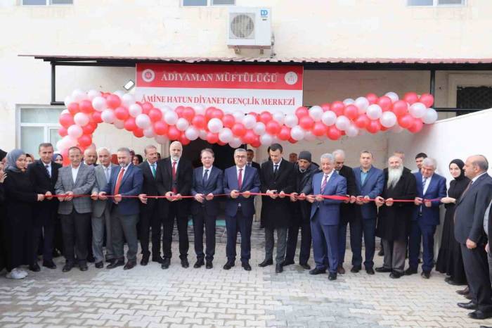 Amine Hatun Diyanet Gençlik Merkezi Açıldı