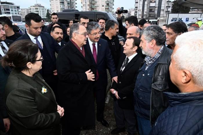 Bakan Özhaseki: "Birkaç Ay İçerisinde Toplamda 75 Bin Konut Teslim Edilmiş Olacak"