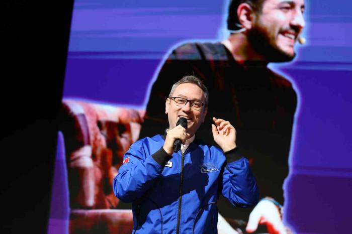 Başakşehir’e 2 Bin Metrekare Büyüklüğünde Dev Kütüphane