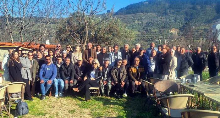 İyi Parti Selçuk’ta Toplu İstifa