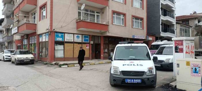 63 Yaşındaki Adam Evinin Banyosunda Ölü Bulundu