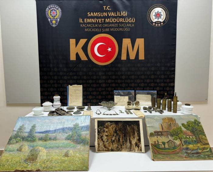 Polis Uygulamasında Etnografik Eserler Ele Geçirildi