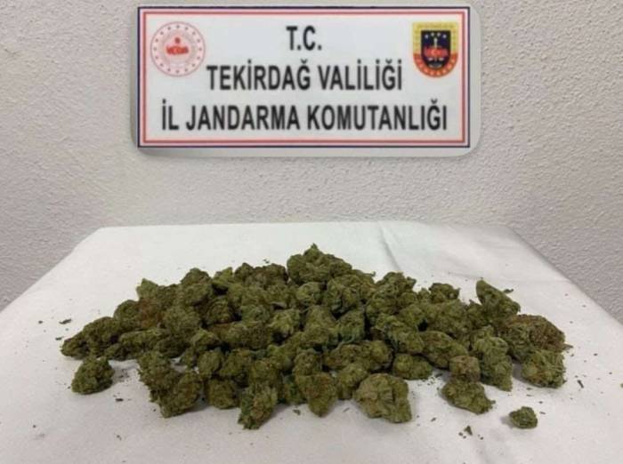 Tekirdağ’da Silah Ve Uyuşturucu Operasyonu