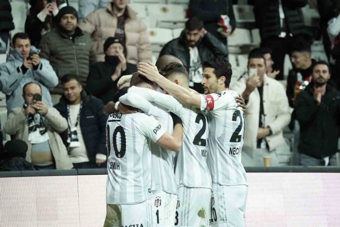 Trendyol Süper Lig: Beşiktaş: 2 - Konyaspor: 0 (Maç Sonucu)