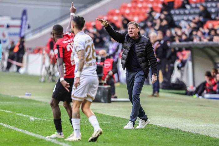 Süper Lig’in En Başarılı Yabancı Teknik Direktörü Markus Gisdol