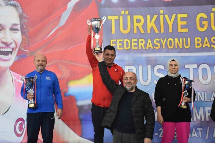 U-17 Kadınlar Türkiye Güreş Şampiyonası Sona Erdi