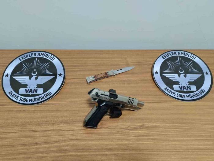 Van’da Değişik Suçlardan 20 Kişi Tutuklandı