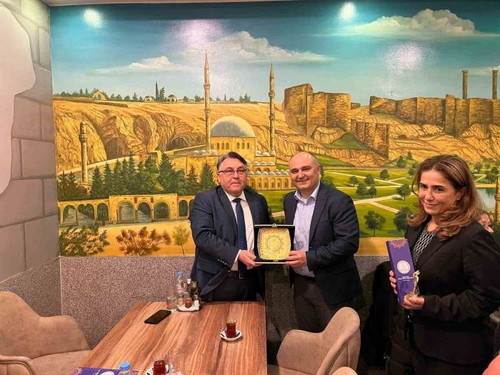 Rektör Özölçer Essen-zonguldak Ekonomi Konferansına Katıldı