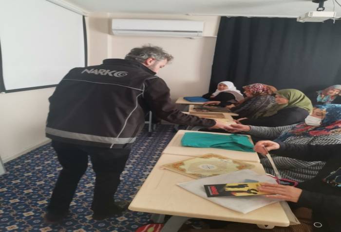 Didim’de Veliler Madde Bağımlılığı Konusunda Bilgilendirildi