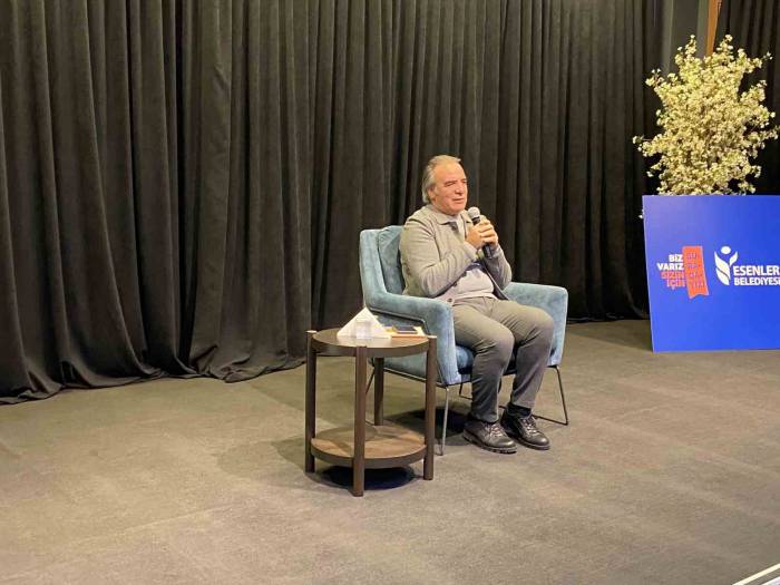 Esenler’de ‘Şehir Ve Düşünce Akademisi’ Final Yaptı