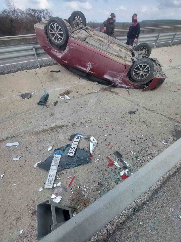 Babaeski’de Kontrolden Çıkan Araç Ters Döndü