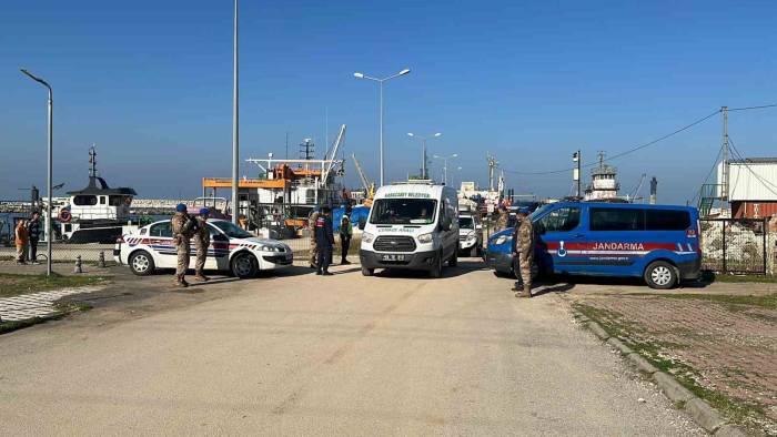 Gemiden Çıkartılan Cansız Bedenin Kimliği Belli Oldu