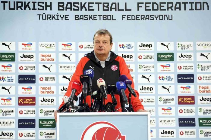 Ergin Ataman: “Hedefim A Milli Takım’da Da Mutlaka Bir Kupa Kazanmak”