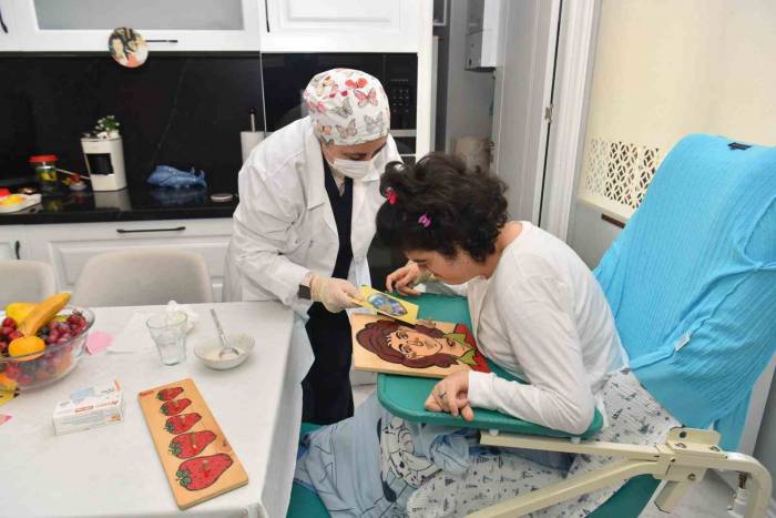 Tuzla Belediyesi’nin Evde Sağlıkta Tuzla Modeli, Türkiye’ye Örnek Oluyor