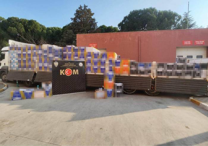 Makaron Sevkiyatı Polisin Takibiyle Önlendi