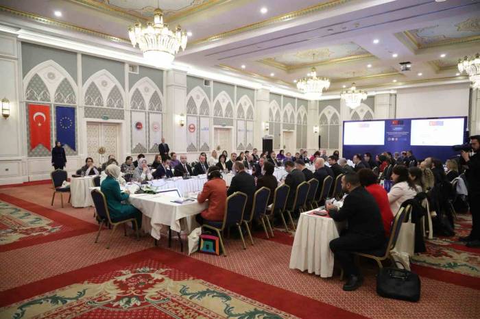 Kadın Erkek Eşitliğine Duyarlı Planlama Ve Bütçeleme Strateji Belgesi Ve Eylem Planı Hazır