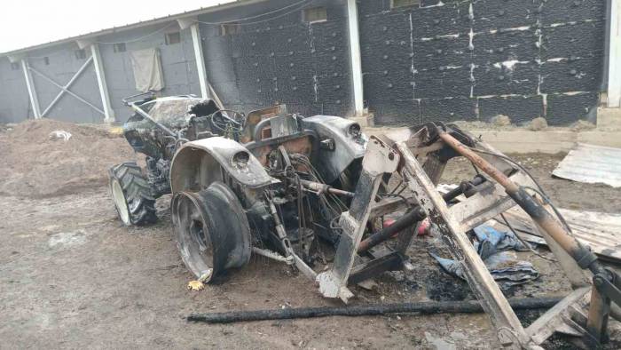 Tavuk Çiftliğinin Kazan Dairesi Küle Döndü