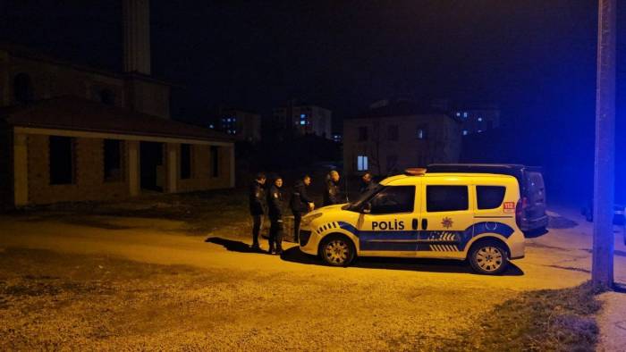 Kimliği Belirsiz Kişilerce Silahla Vurulan Şahıs Tedavi Altına Alındı