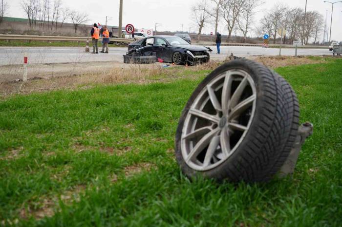 Edirne’de Otomobil İle Tır Çarpıştı: 1 Yaralı