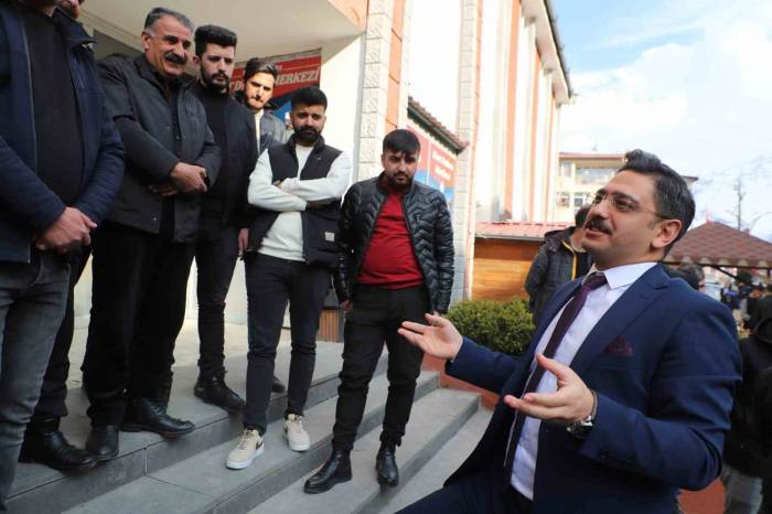 Hakkari Belediyesi Araç Filosunu Güçlendirdi