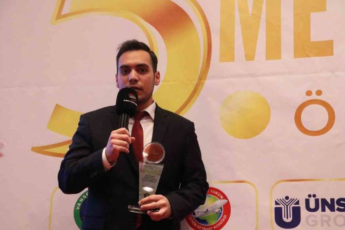 İhlas Haber Ajansı "merhamet Ve Emek Ödülü"ne Layık Görüldü