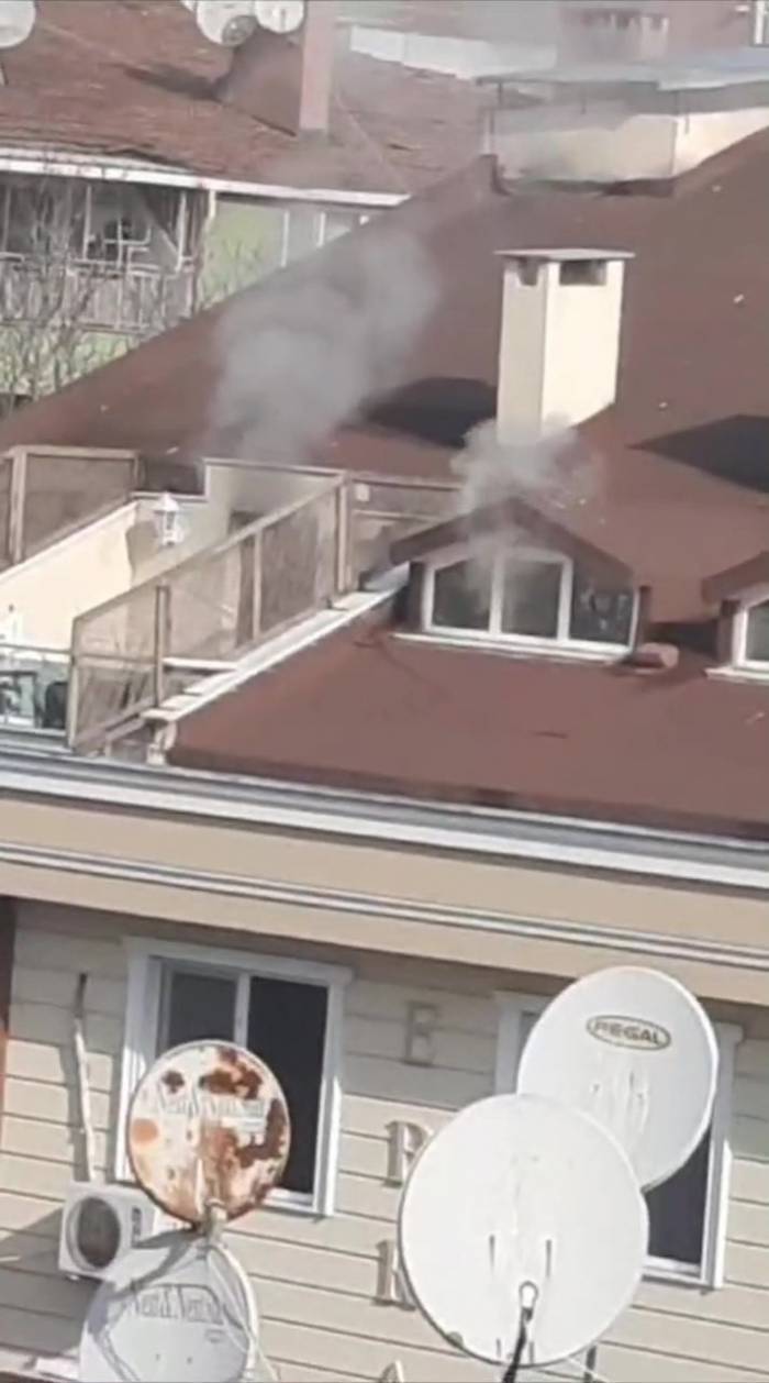 Kadıköy’de Dairede Çıkan Yangın Korkuttu
