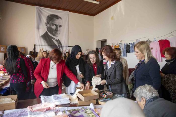 Üretici Kadınlar, Kadın Kooperatif Ve Dernekleri İle Silifke Gazi Çiftliği’nde Bir Araya Geldi